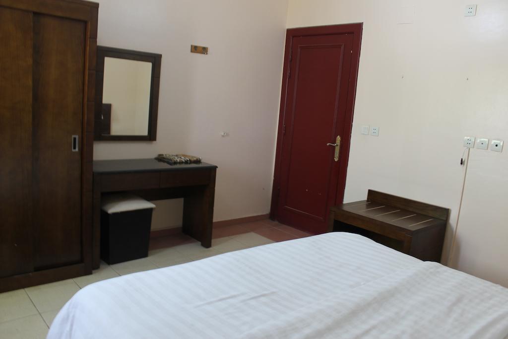 Al Narjes Suites Jizan Room photo